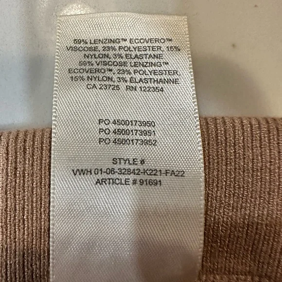 Aritzia Distill Leggings-Color:Gold Camel-Size Medium - Picture 8 of 12